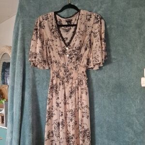 Floral Print V-Neck Dress